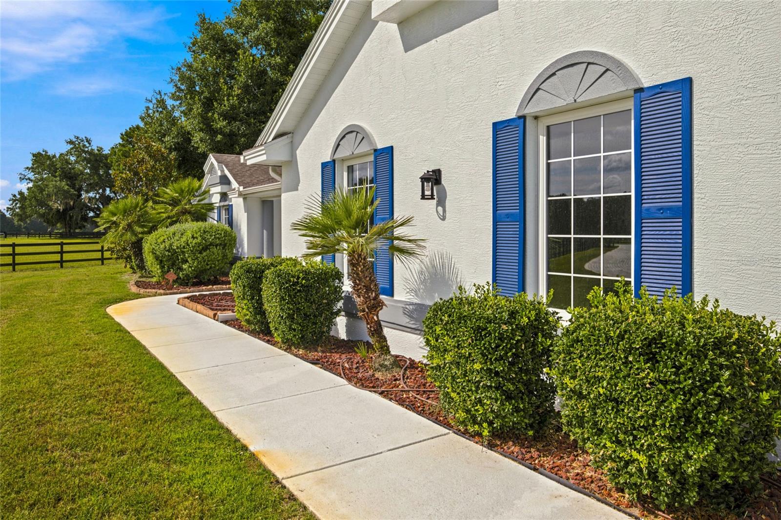 16050 Nw 10th Cir Property Photo 5
