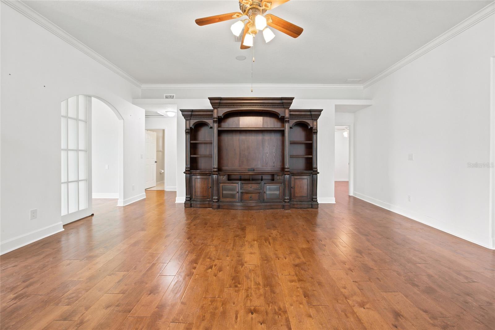 16050 Nw 10th Cir Property Photo 9