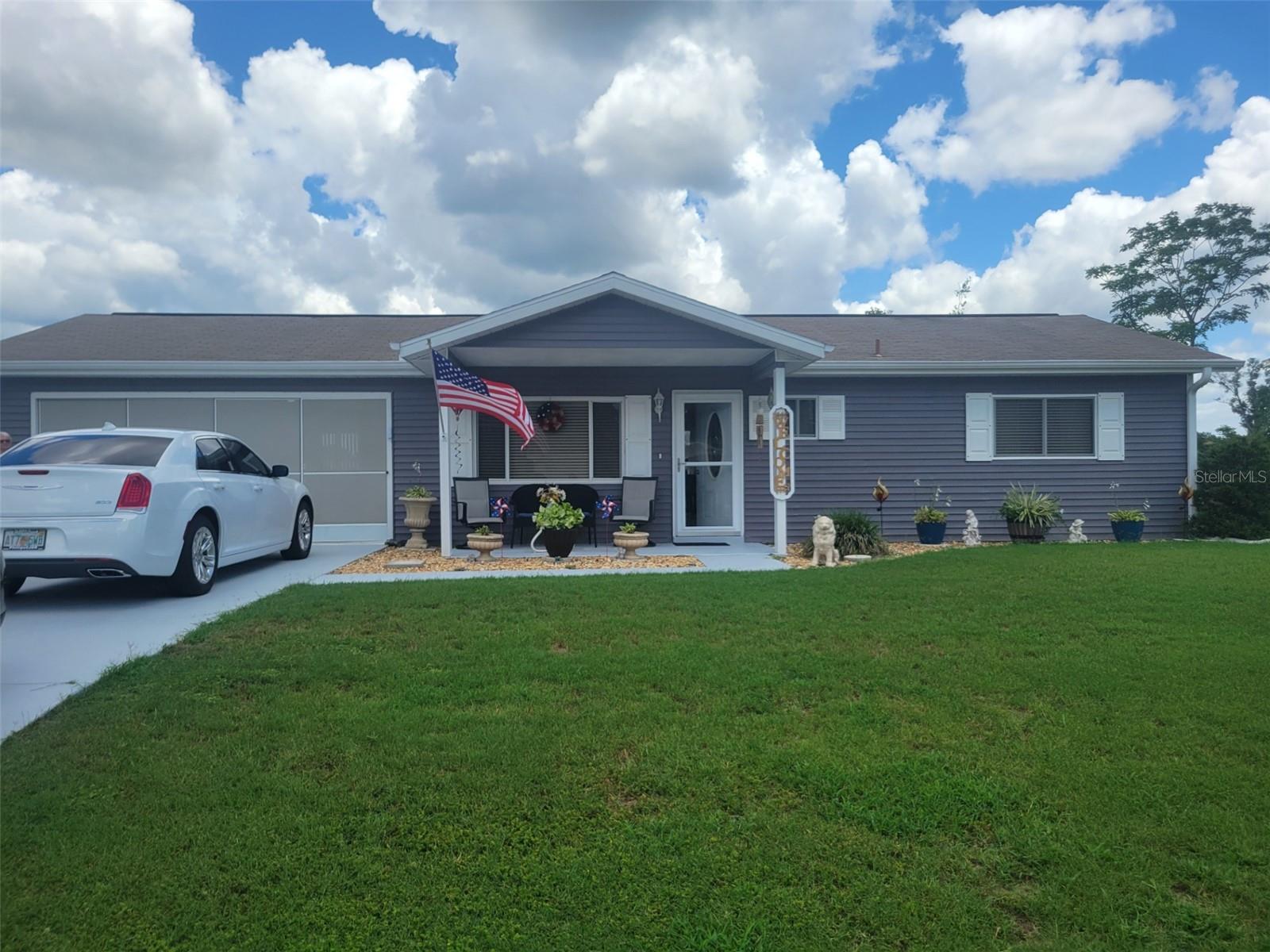 10945 SW 75TH AVE Property Photo 1