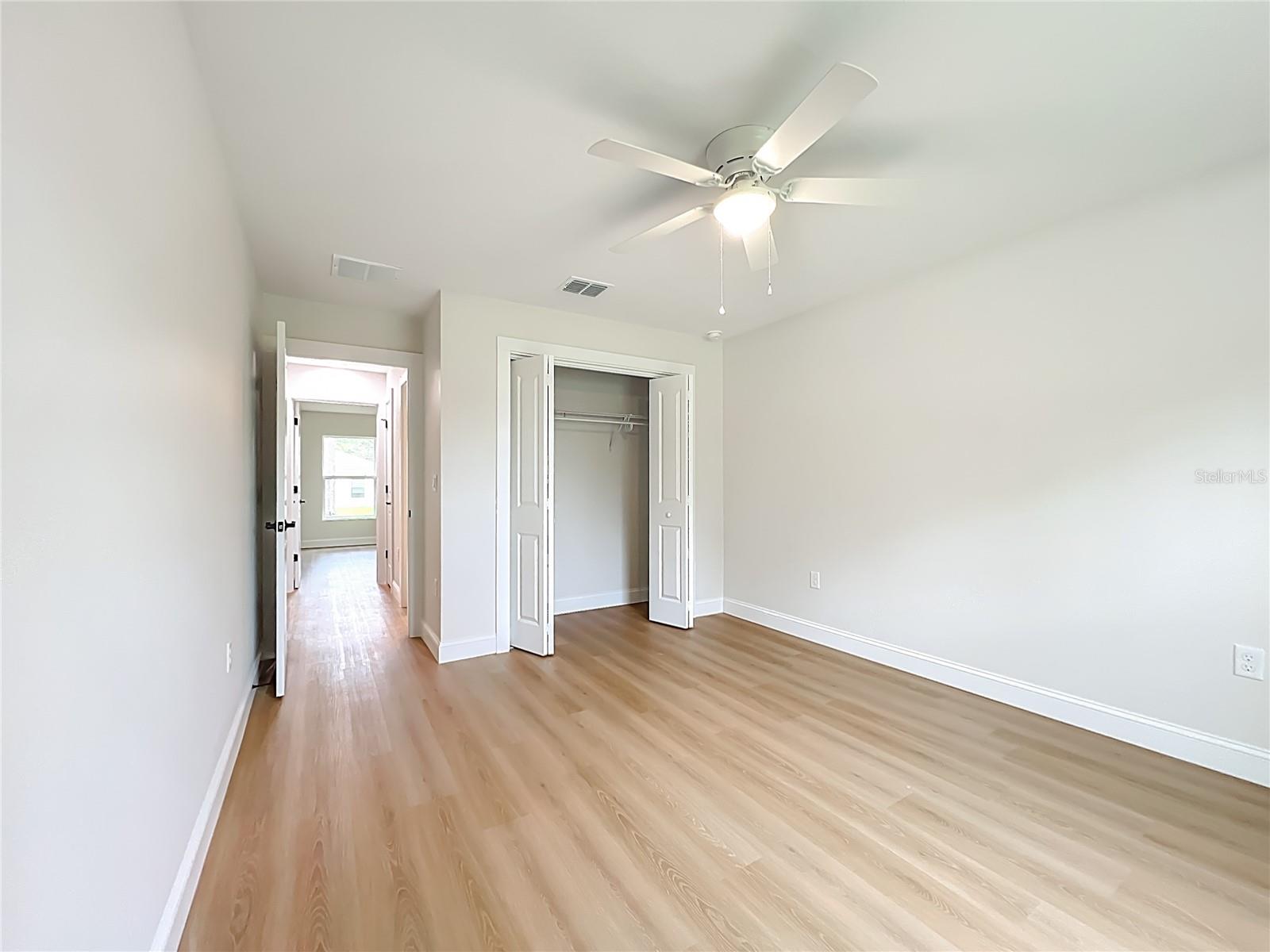 6526 N Earlshire Ter Property Photo 36