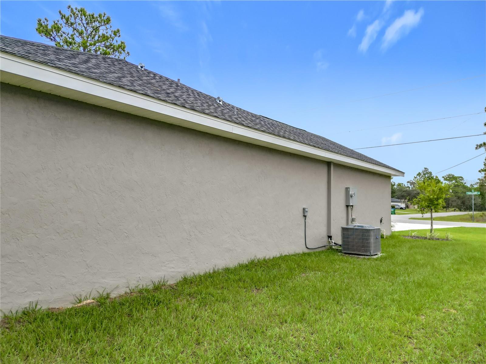 6526 N Earlshire Ter Property Photo 52