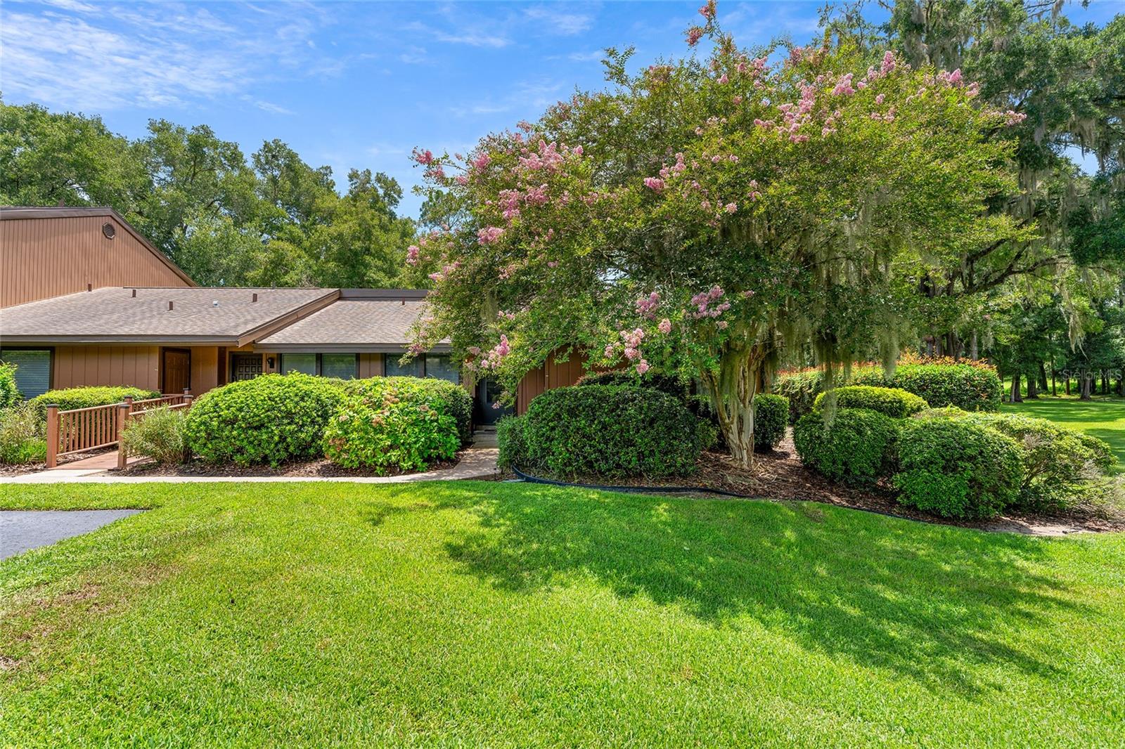 19660 Sw 83rd Place Rd #c13 Property Photo 2