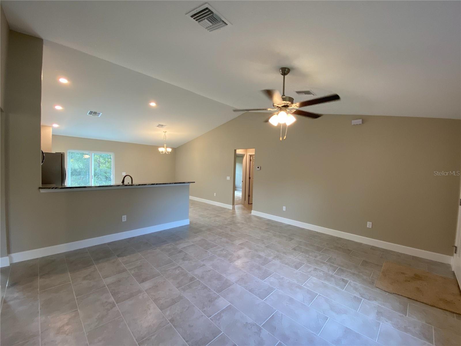 3011 Sw 140th Loop Property Photo 3