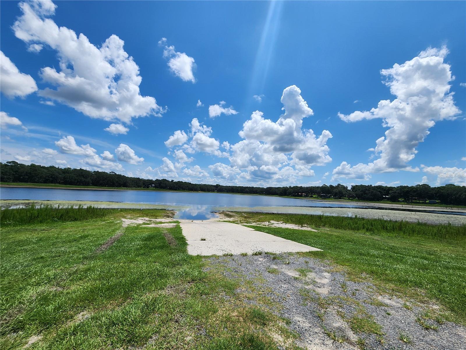 Lot 13 Nw Geranium Ave Property Photo 8