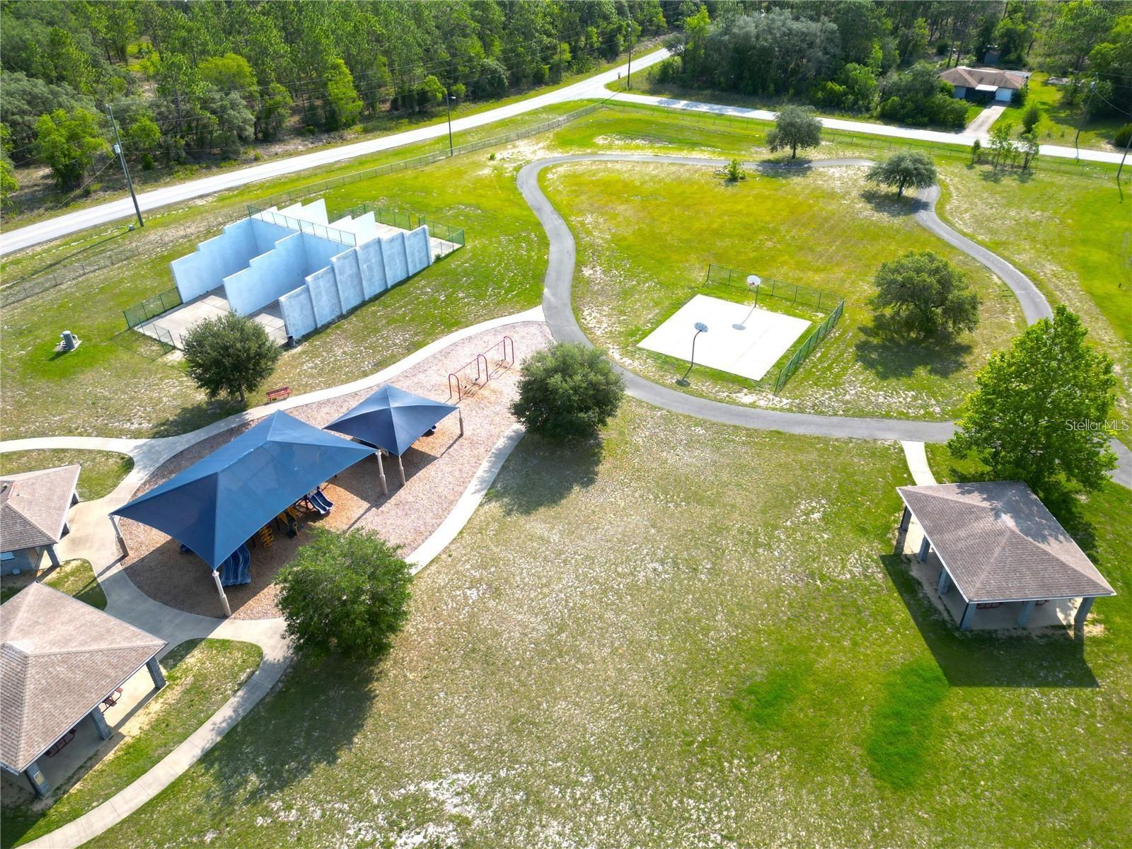 Lot 13 Nw Geranium Ave Property Photo 11