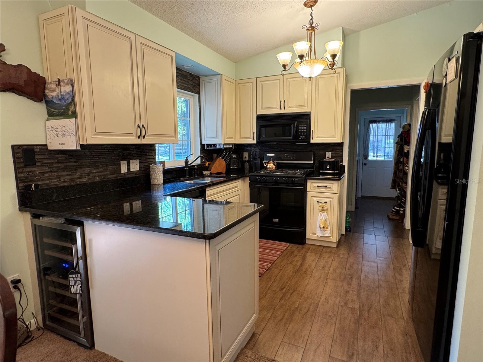 4540 W Sandy Hill St Property Photo 7