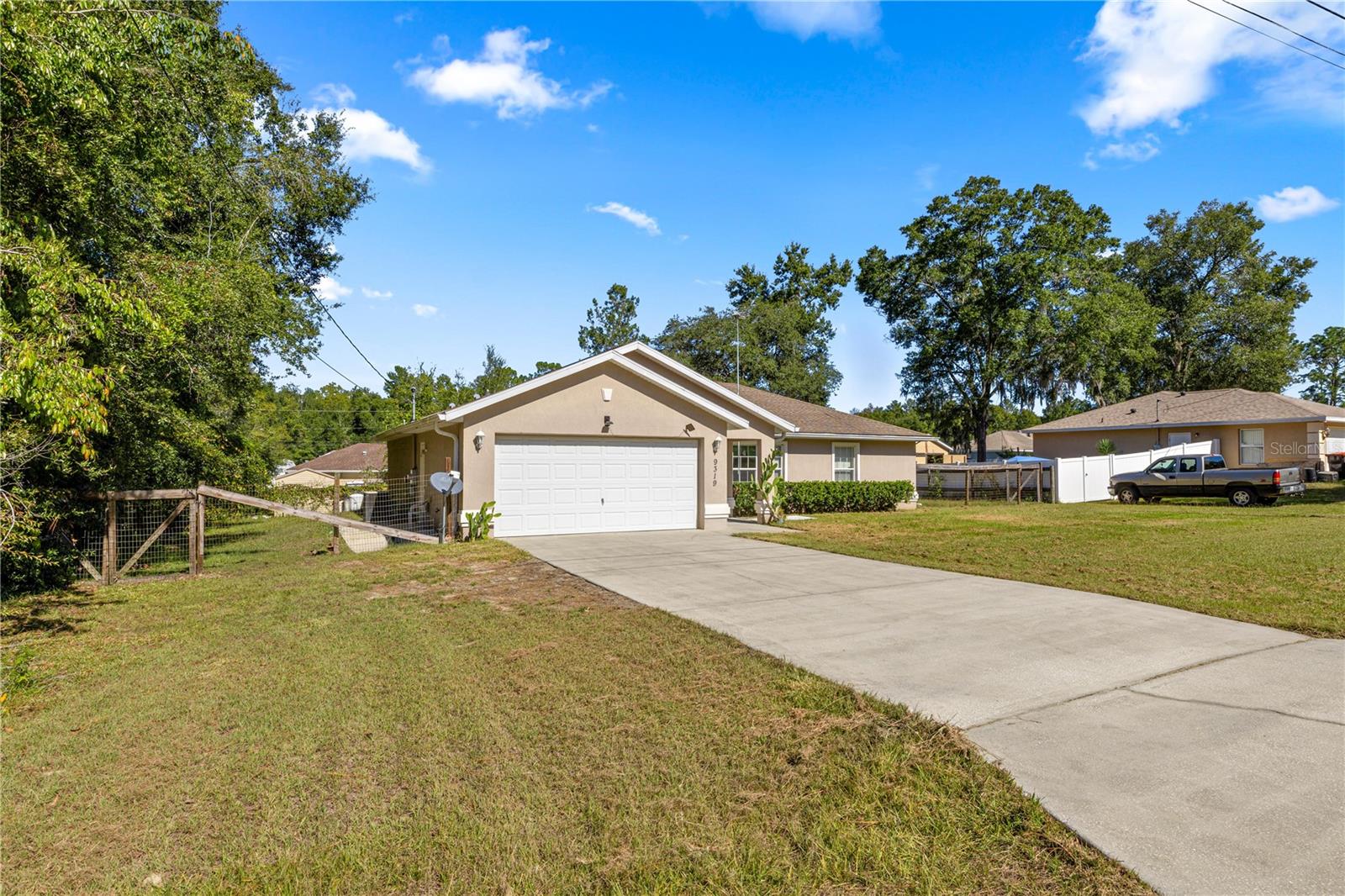 9319 SE 161ST PL Property Photo 1