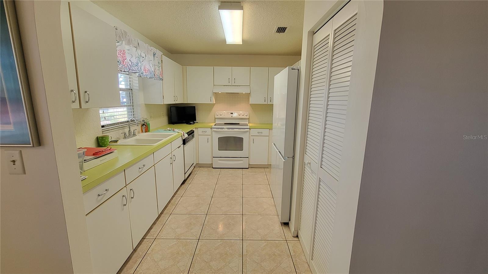 9331 Sw 84th Ter #d Property Photo 12