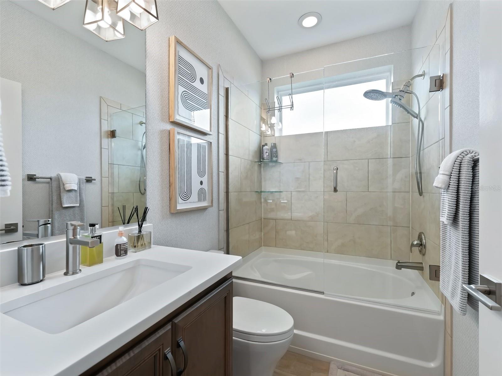 5672 Nw 40th Pl Property Photo 24