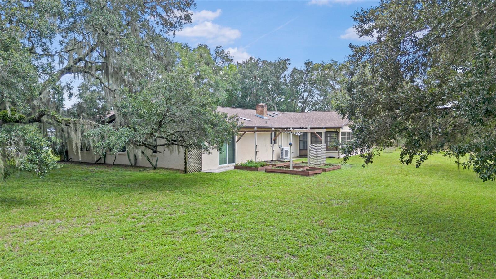 53 N Archwood Dr Property Photo 4