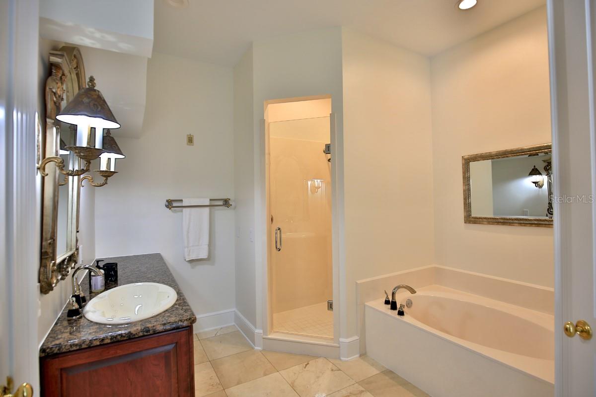 1401 Se 91st Pl Property Photo 27