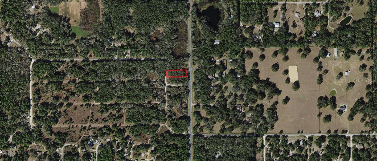 8927 N Valentine Ter Property Photo 2