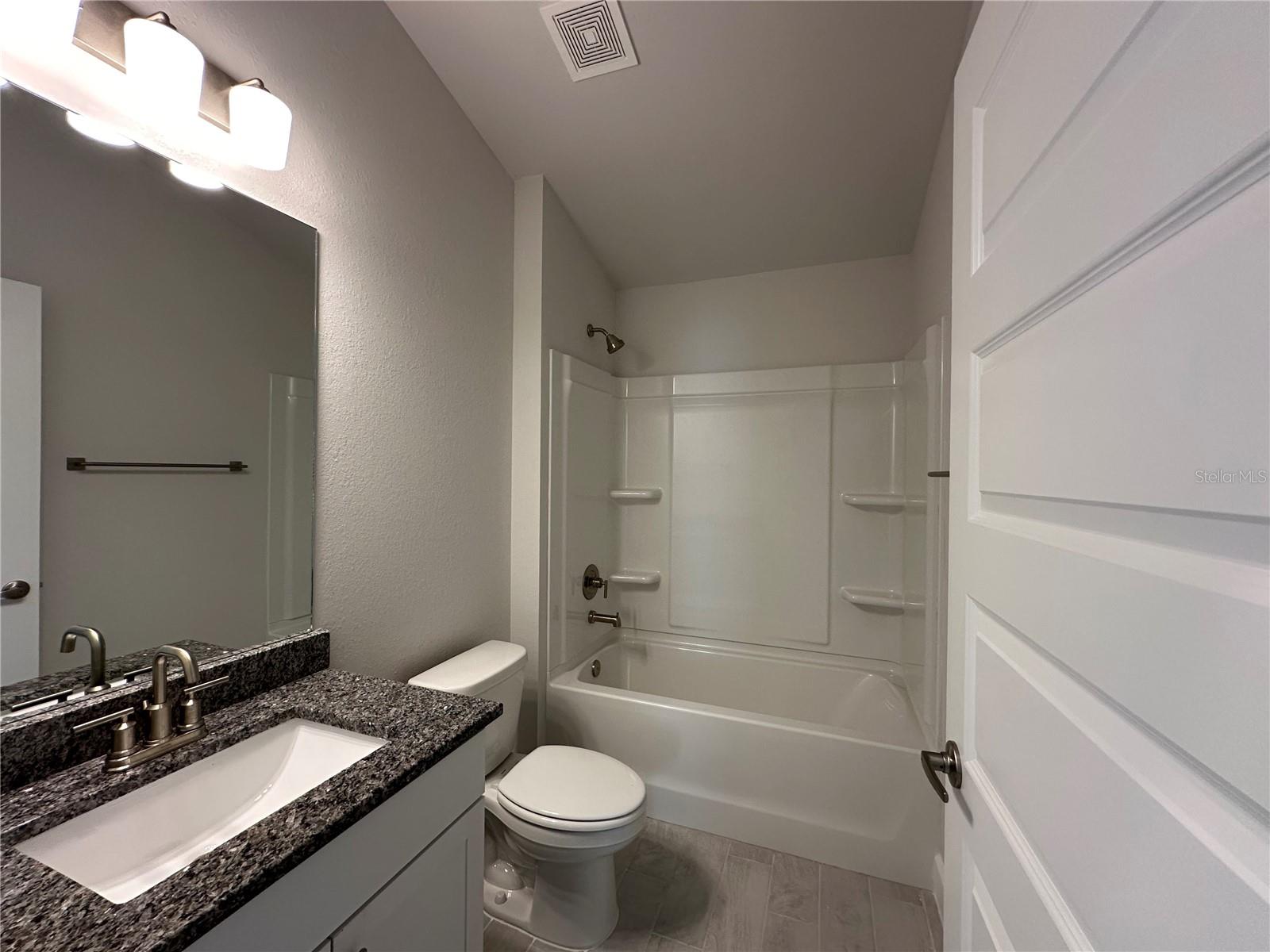 12543 Ne 48th Ter Property Photo 21
