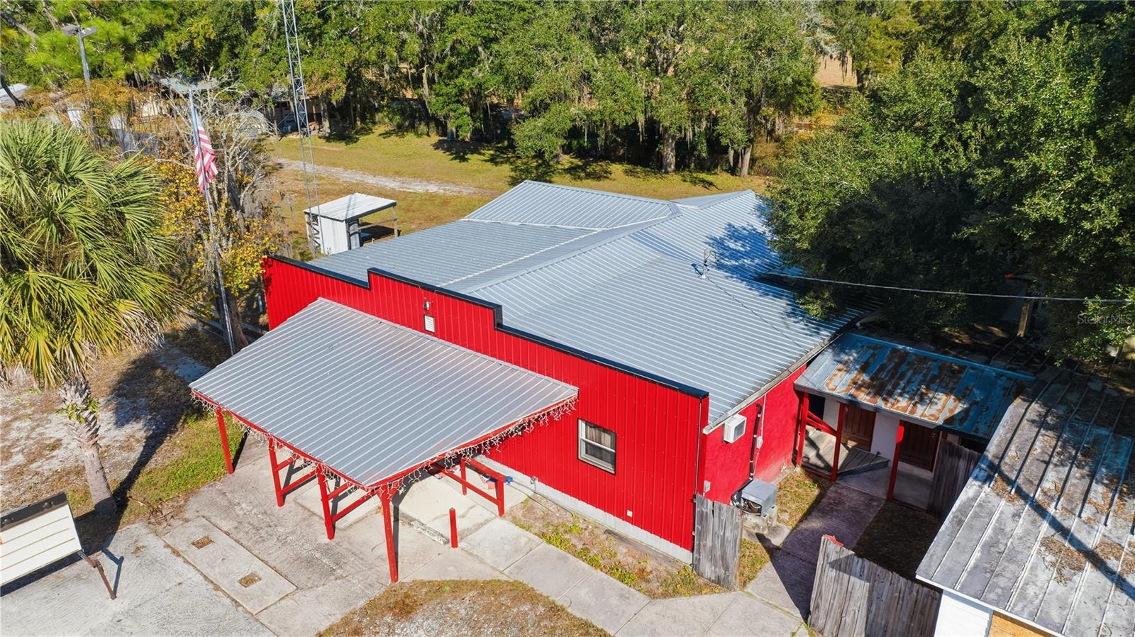 2451 Se Highway 41 Property Photo 6