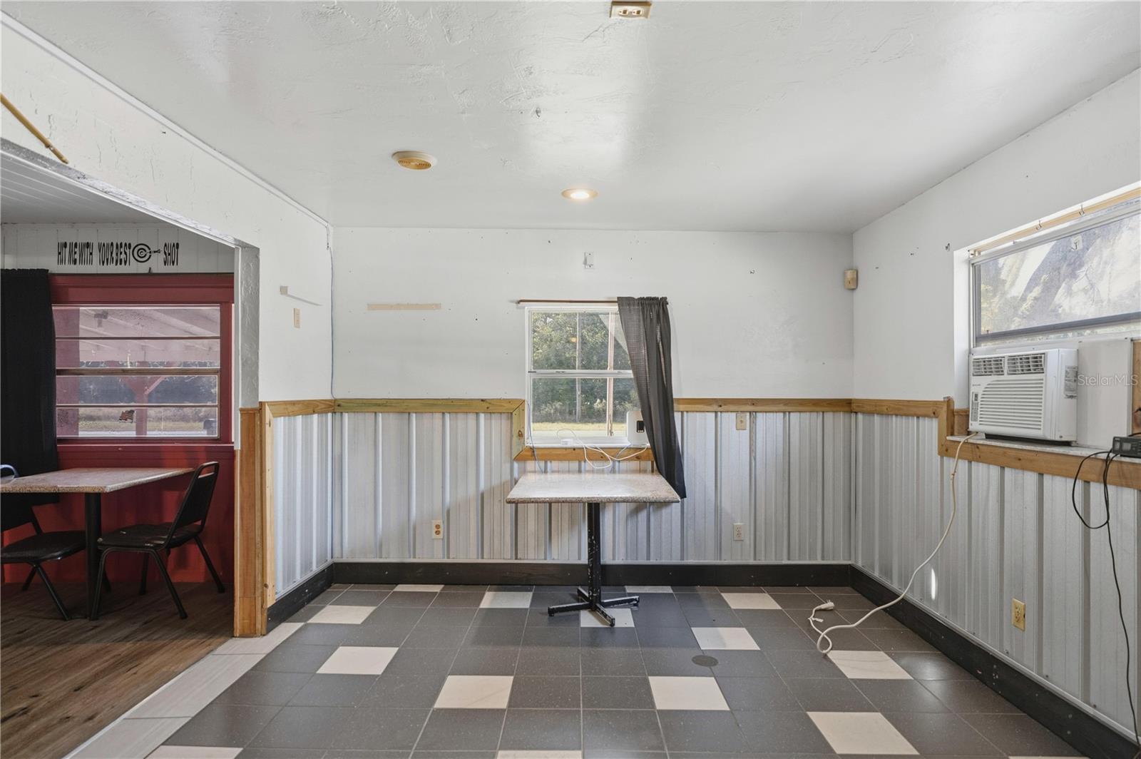 2451 Se Highway 41 Property Photo 28
