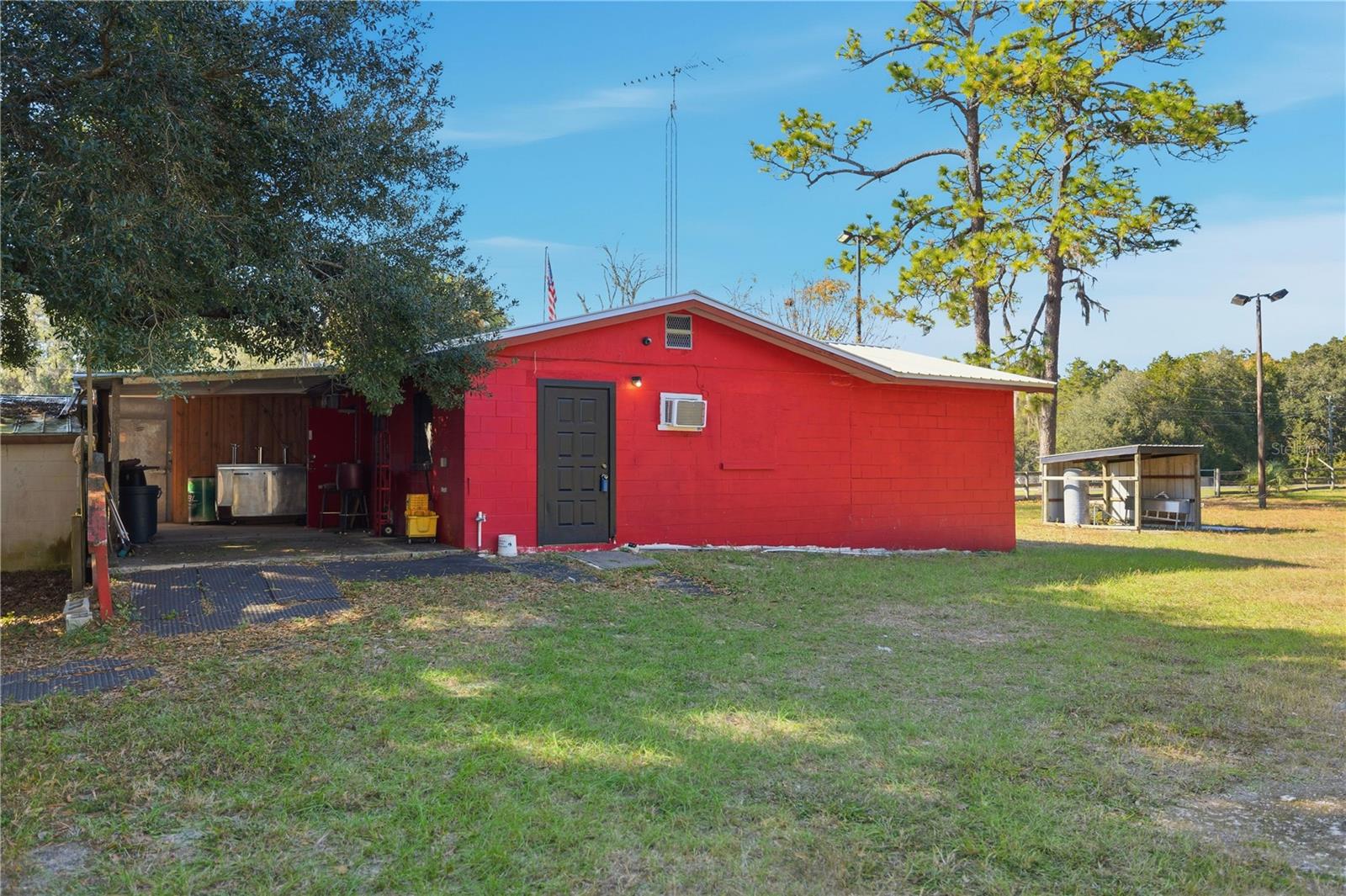2451 Se Highway 41 Property Photo 52