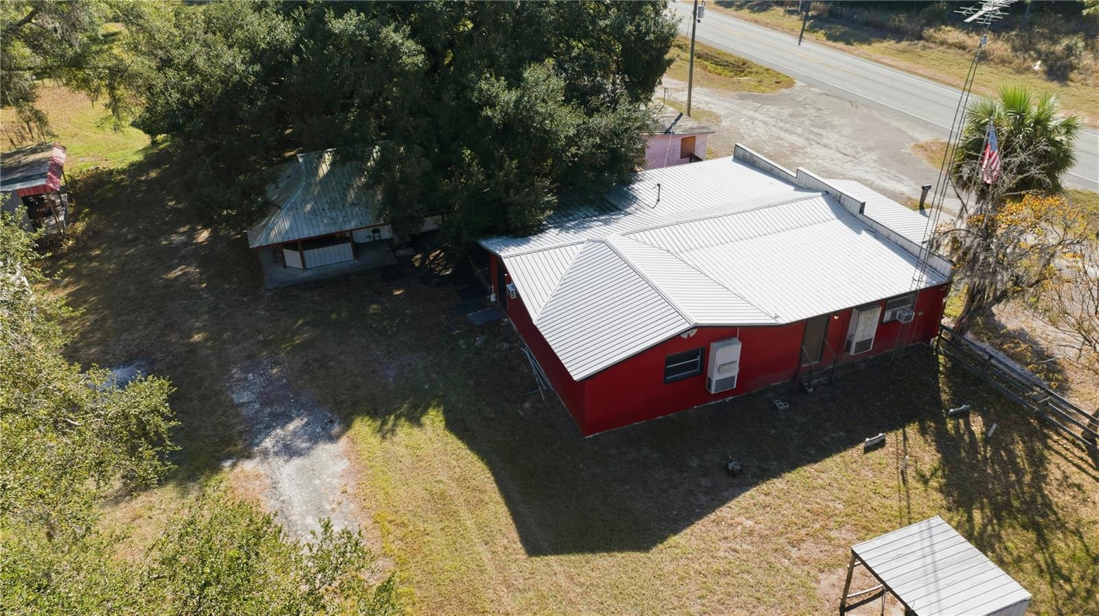2451 Se Highway 41 Property Photo 53