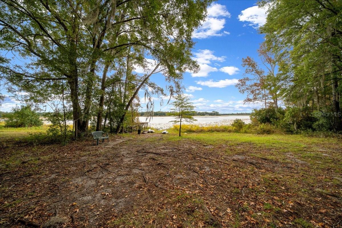 7173 W R Thomas Rd Property Photo 3
