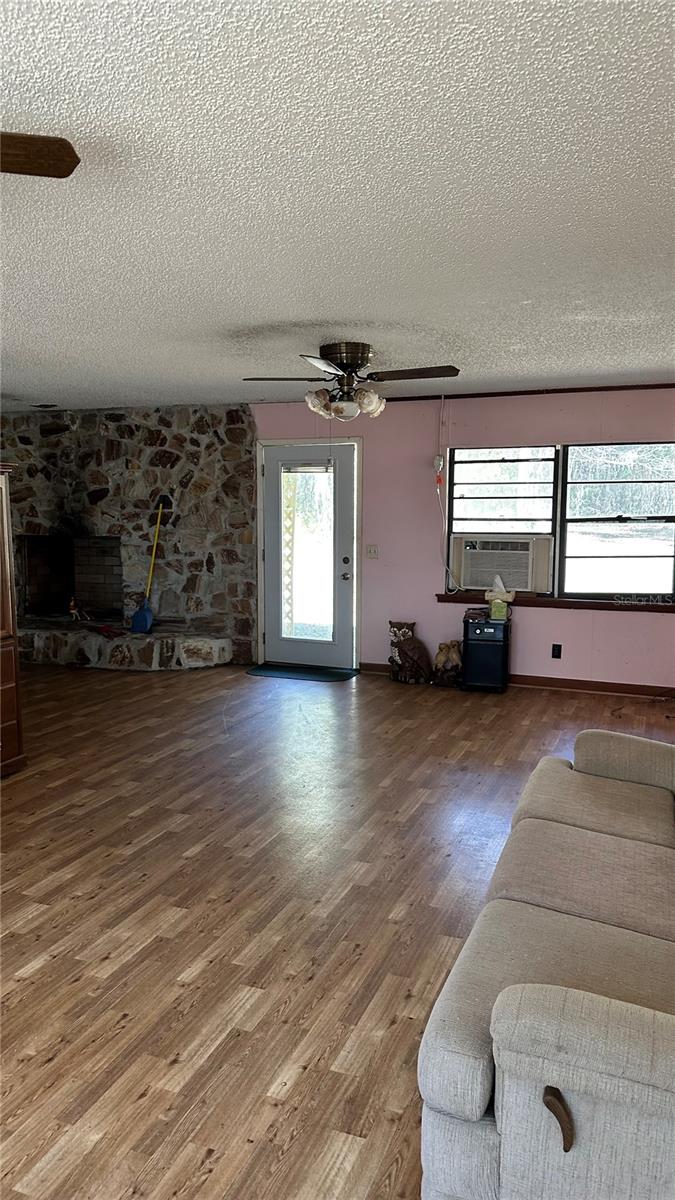7173 W R Thomas Rd Property Photo 31