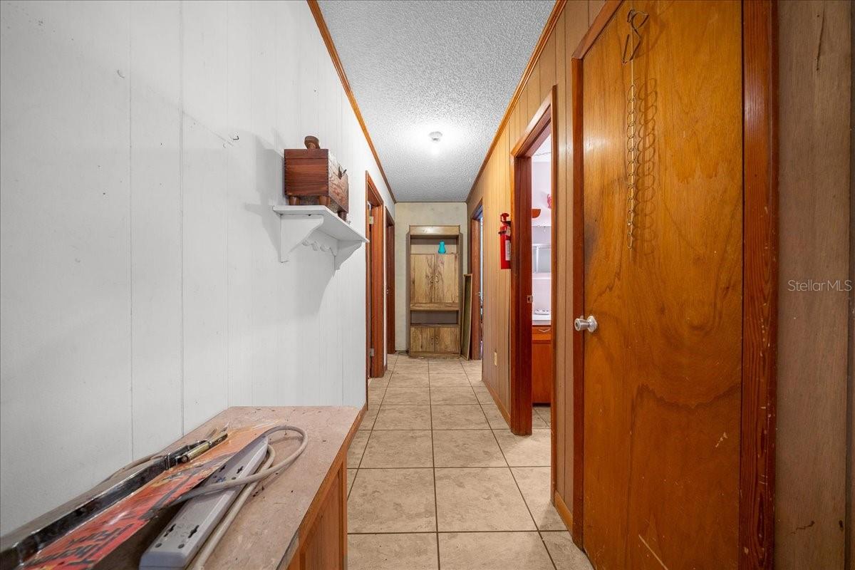 7173 W R Thomas Rd Property Photo 40