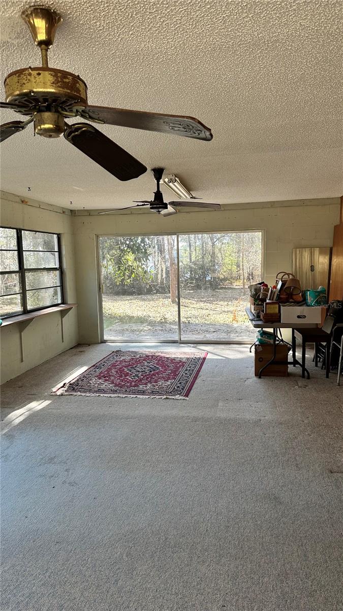 7173 W R Thomas Rd Property Photo 47
