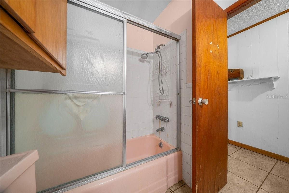 7173 W R Thomas Rd Property Photo 49