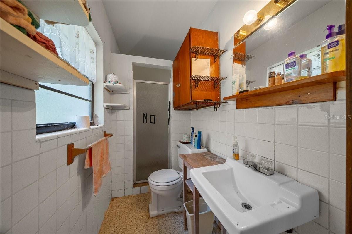7173 W R Thomas Rd Property Photo 59