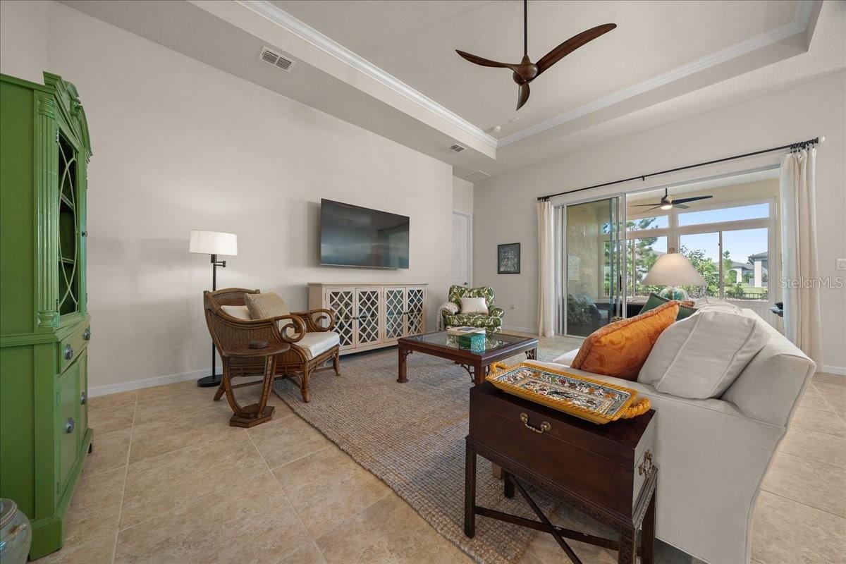 9432 Sw 56th Loop Property Photo 5