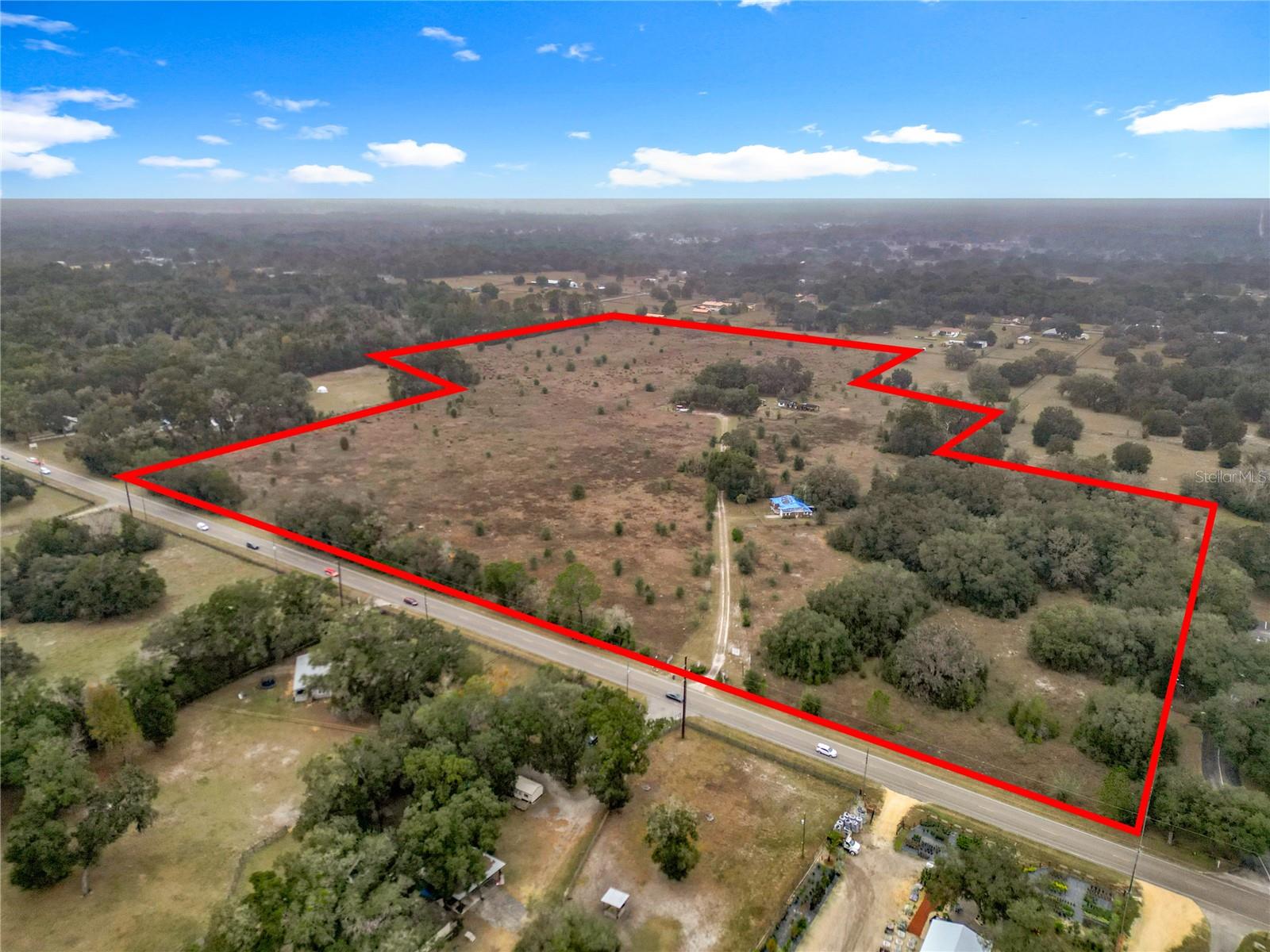 12521 Sw Highway 484 Property Photo 1