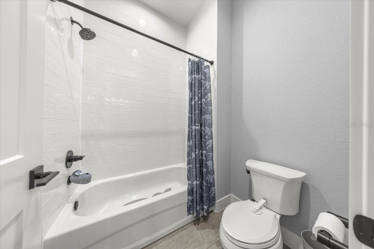 10561 Ne 104th Cir Property Photo 32