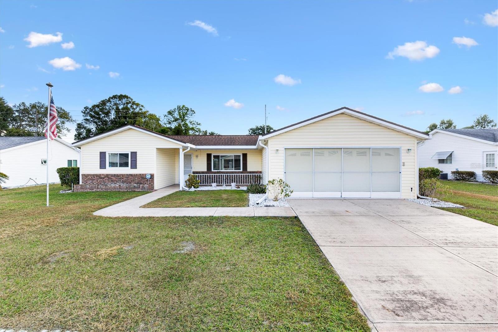 10767 SE 174TH LOOP Property Photo 1