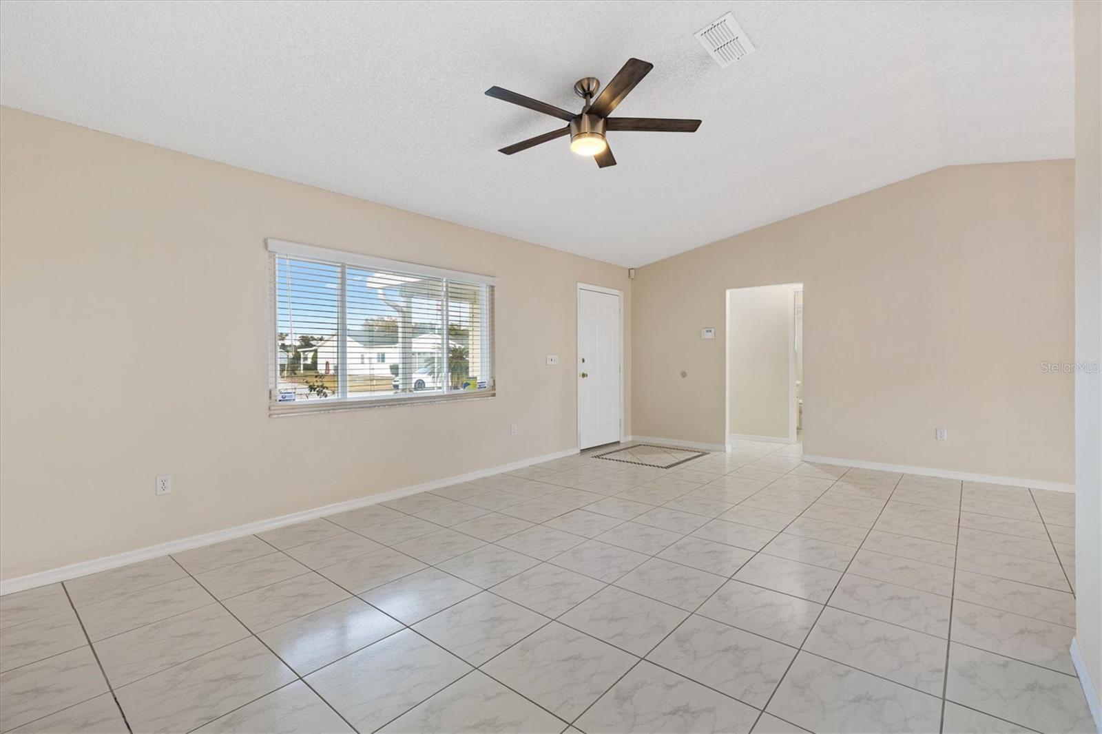 10767 Se 174th Loop Property Photo 8