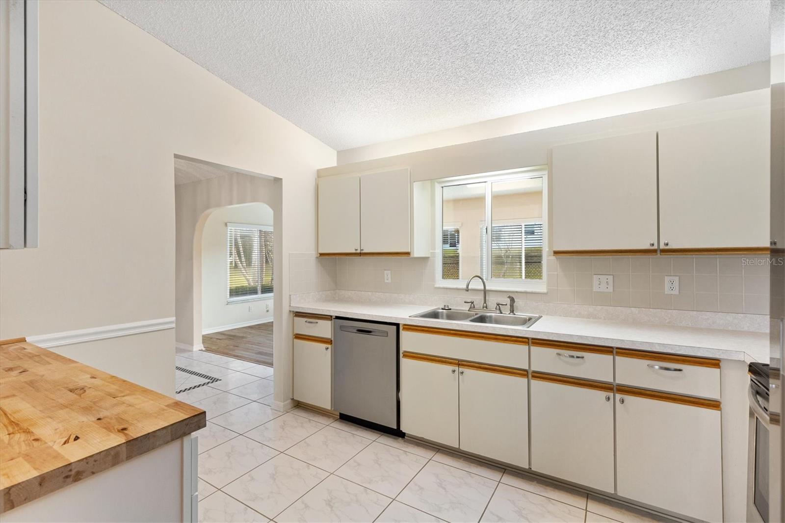 10767 Se 174th Loop Property Photo 13