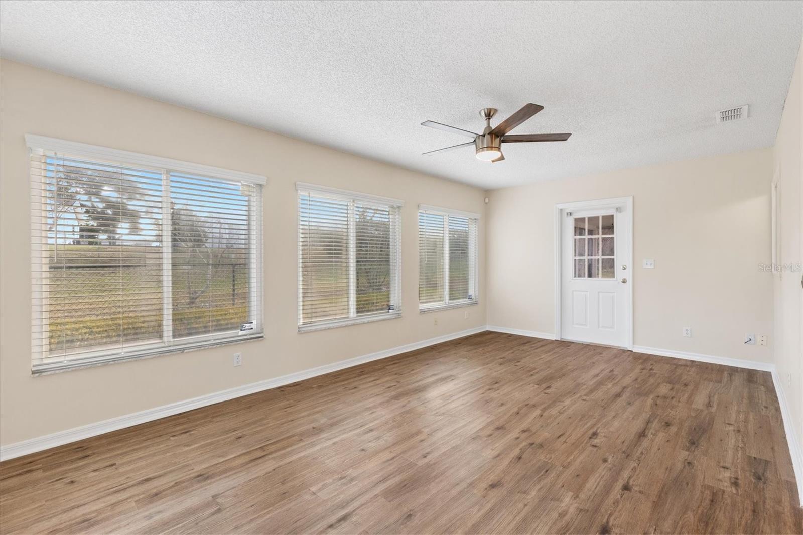 10767 Se 174th Loop Property Photo 17