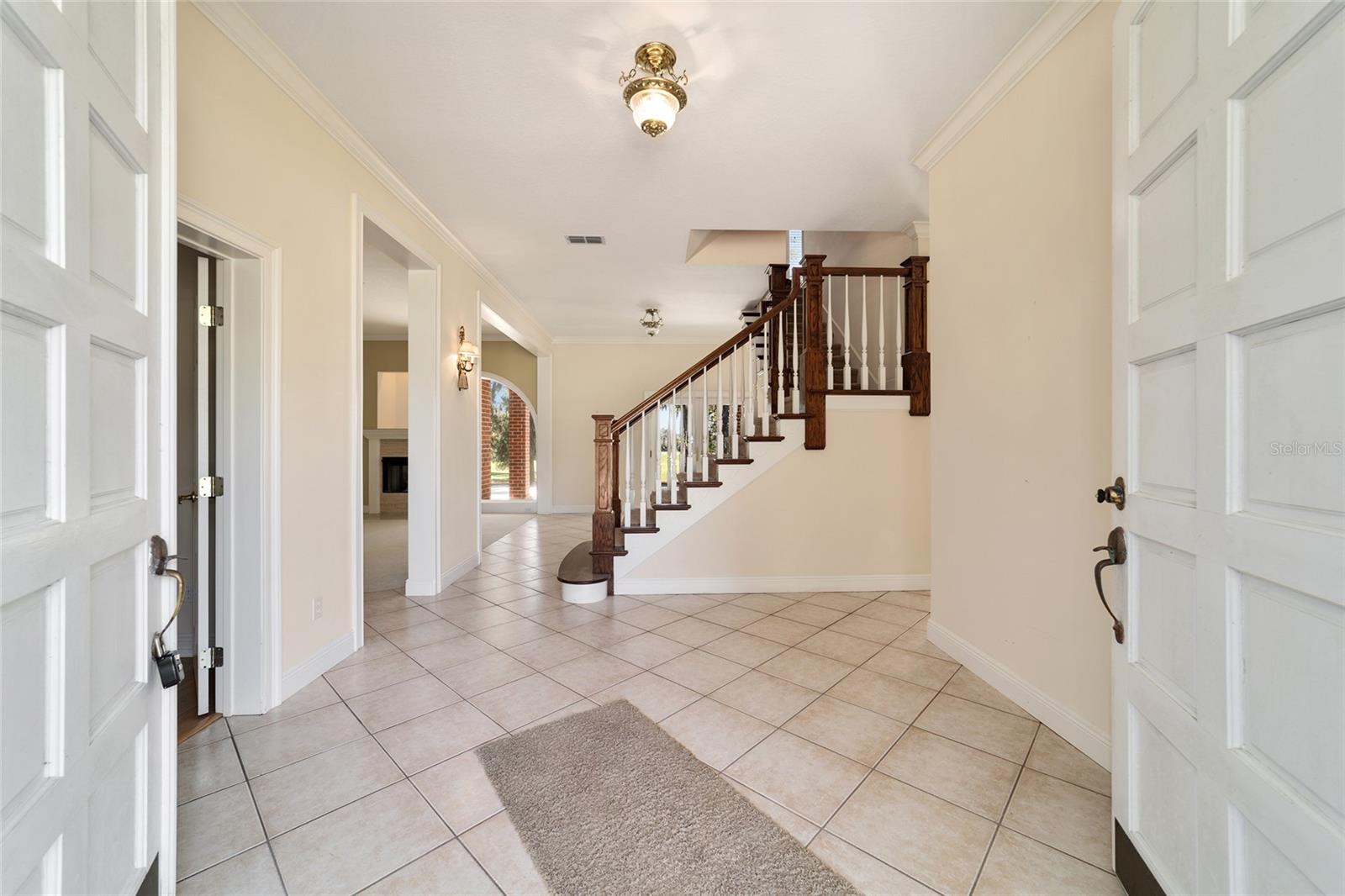 1570 Se 73rd Pl Property Photo 3