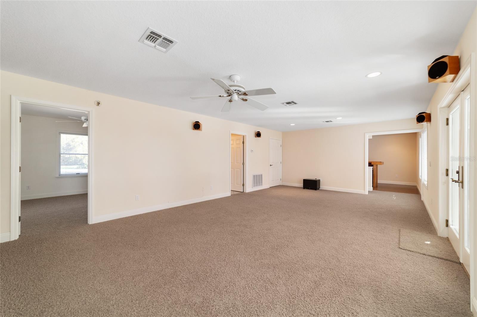 1570 Se 73rd Pl Property Photo 28