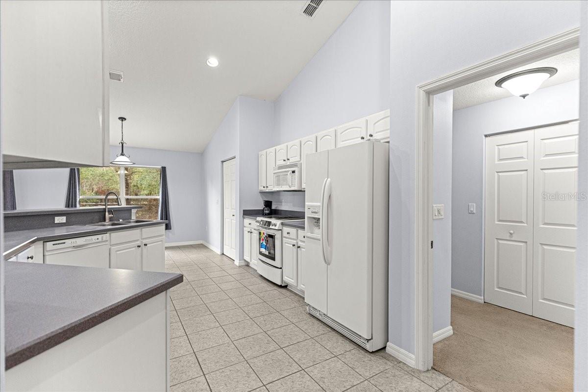 21595 Sw 84th Loop Property Photo 14
