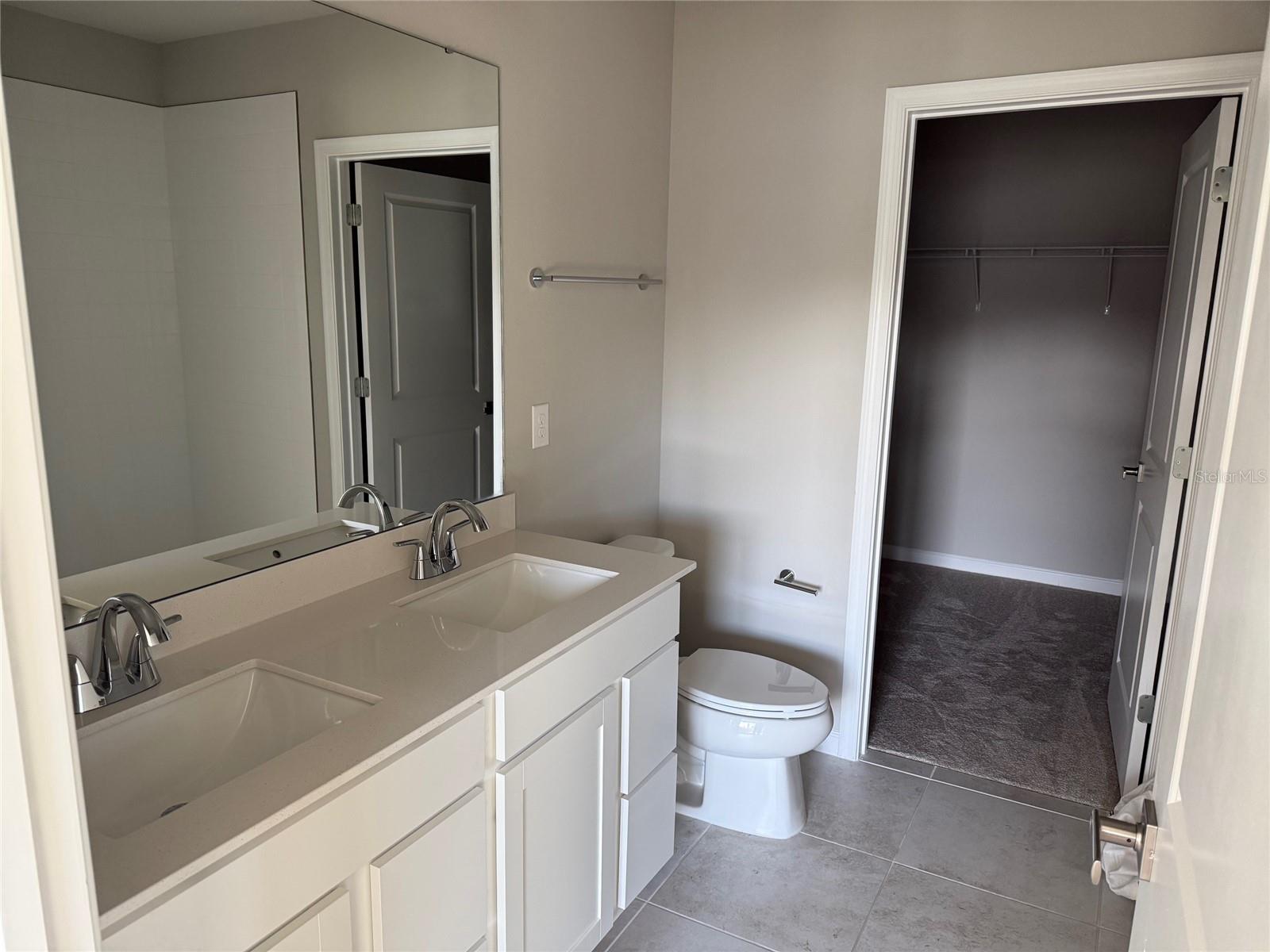 1200 Port Blue Way Property Photo 10
