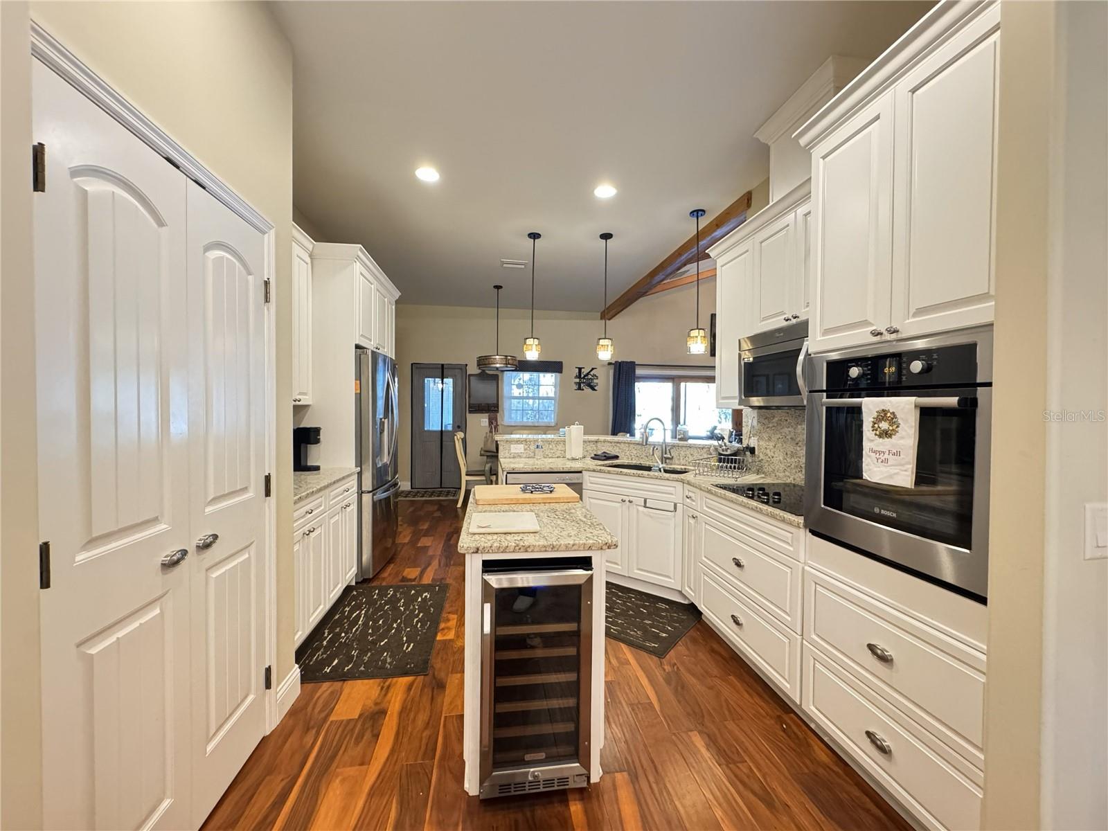 3108 N Wheaton Pt Property Photo 9