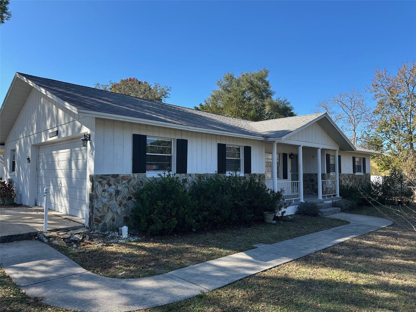 200 S DESOTO ST