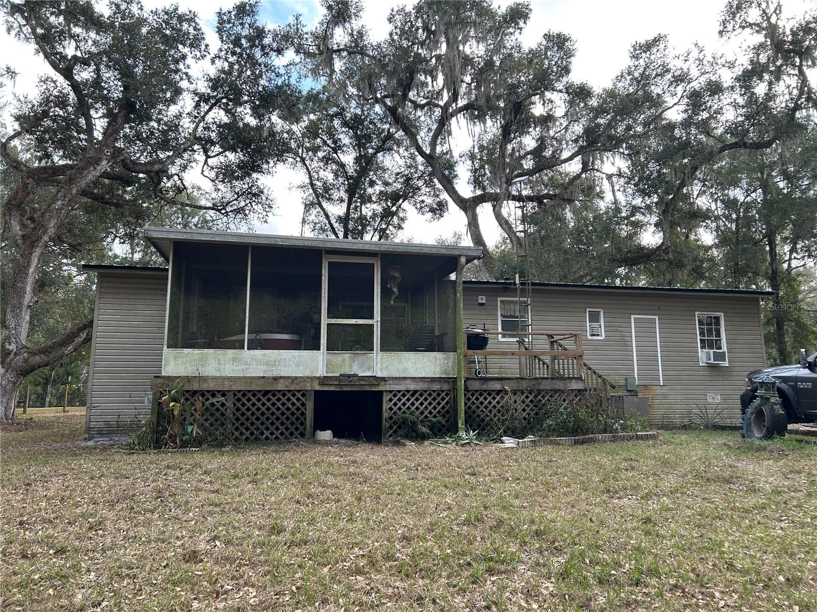 18251 Se 18th Ln Property Photo 4