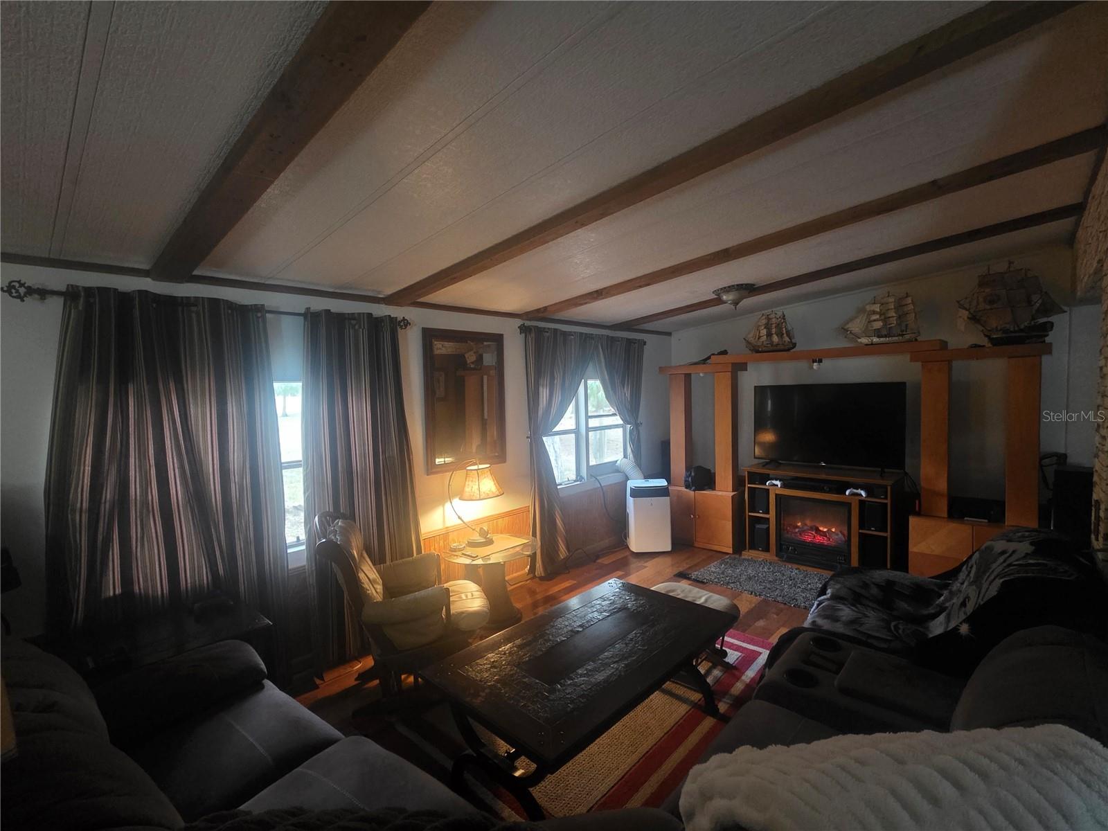 18251 Se 18th Ln Property Photo 6