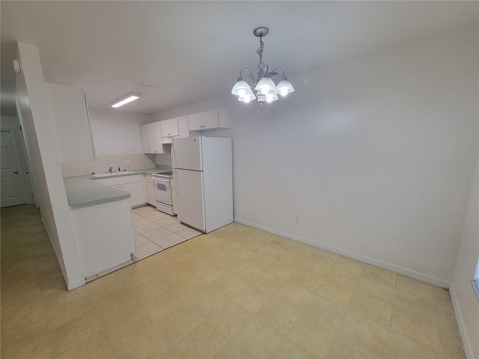 15755 Sw 33rd Ave Rd #1 Property Photo 5