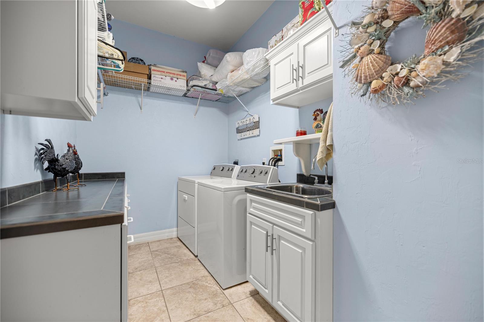 6081 W Pell Pl Property Photo 34
