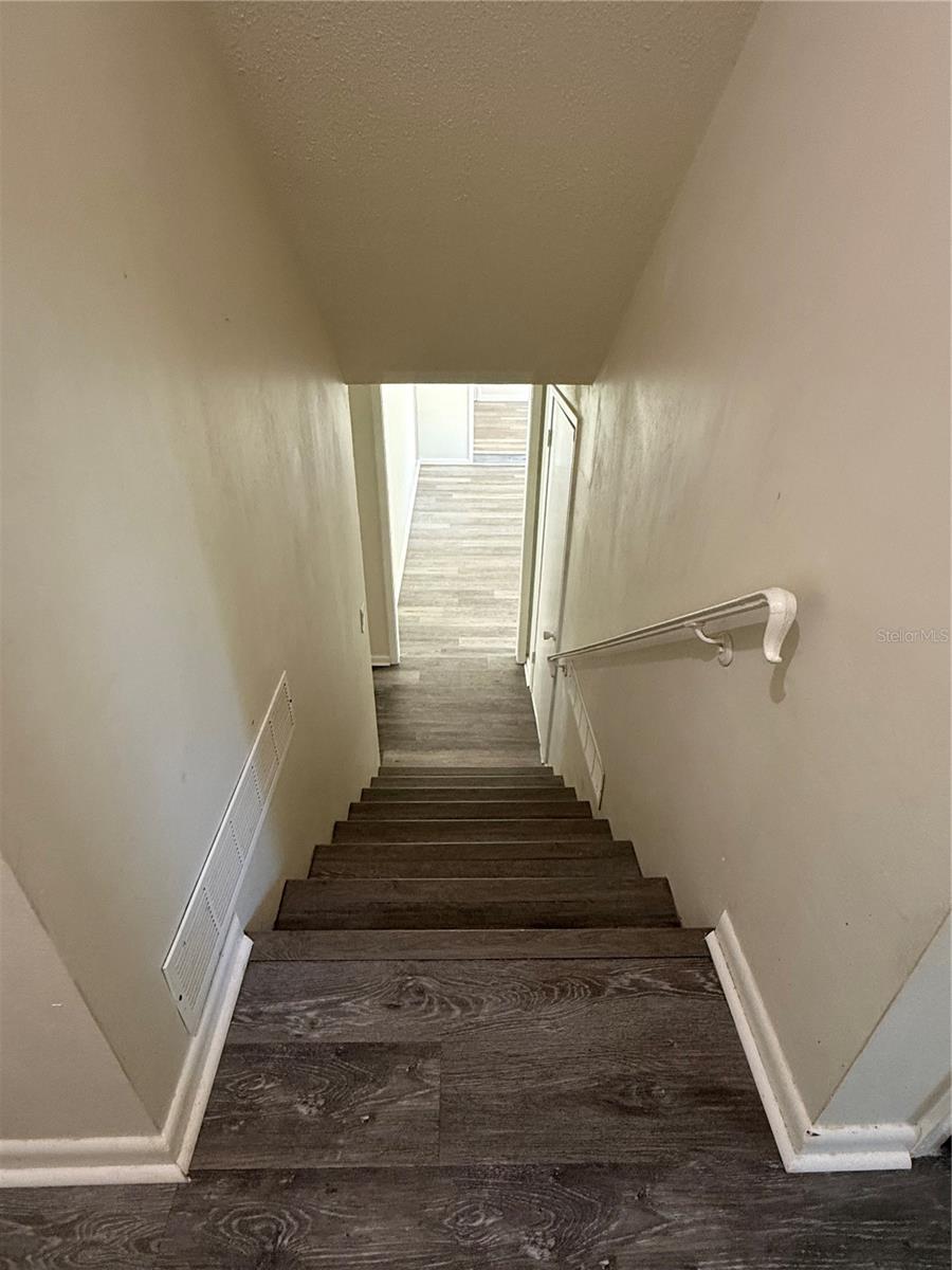 1021 Sw 26th St Property Photo 4