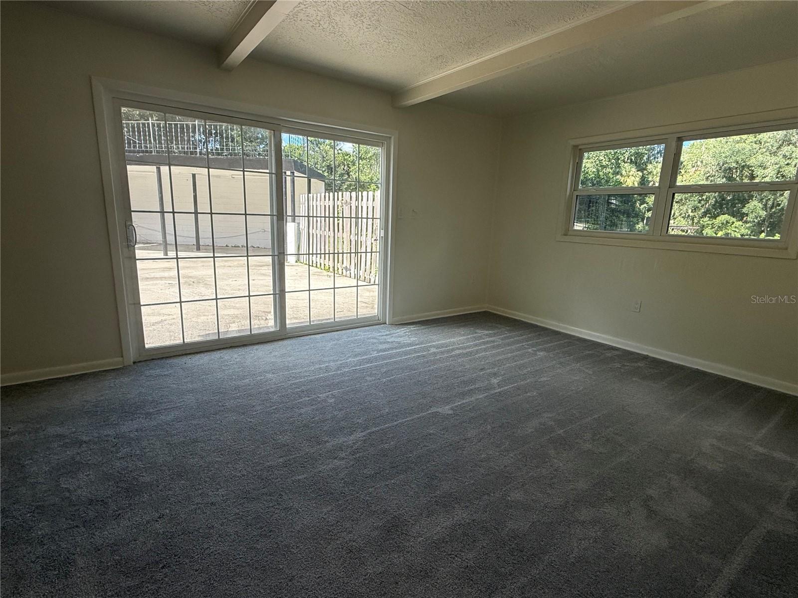 1021 Sw 26th St Property Photo 13