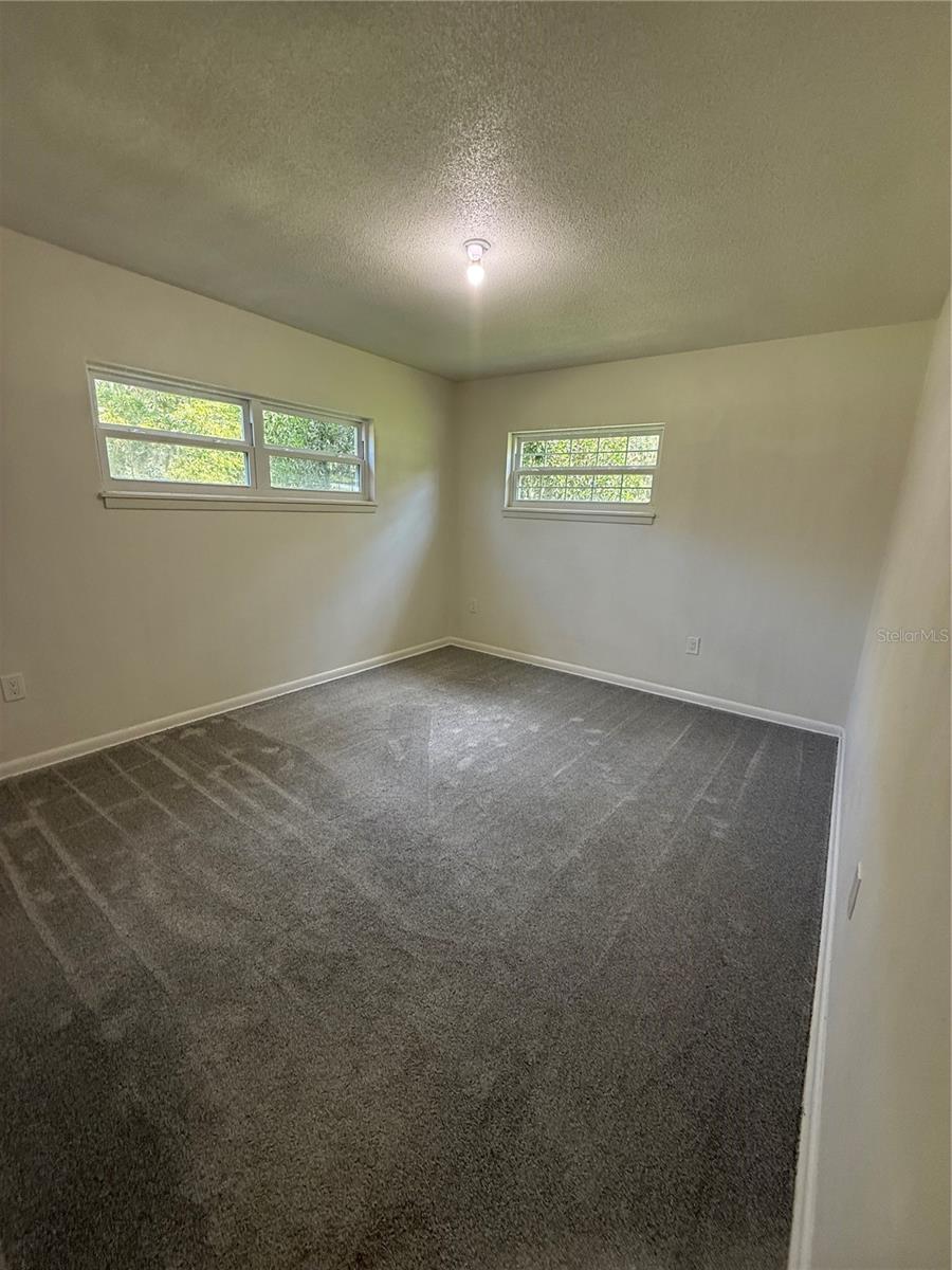 1021 Sw 26th St Property Photo 16