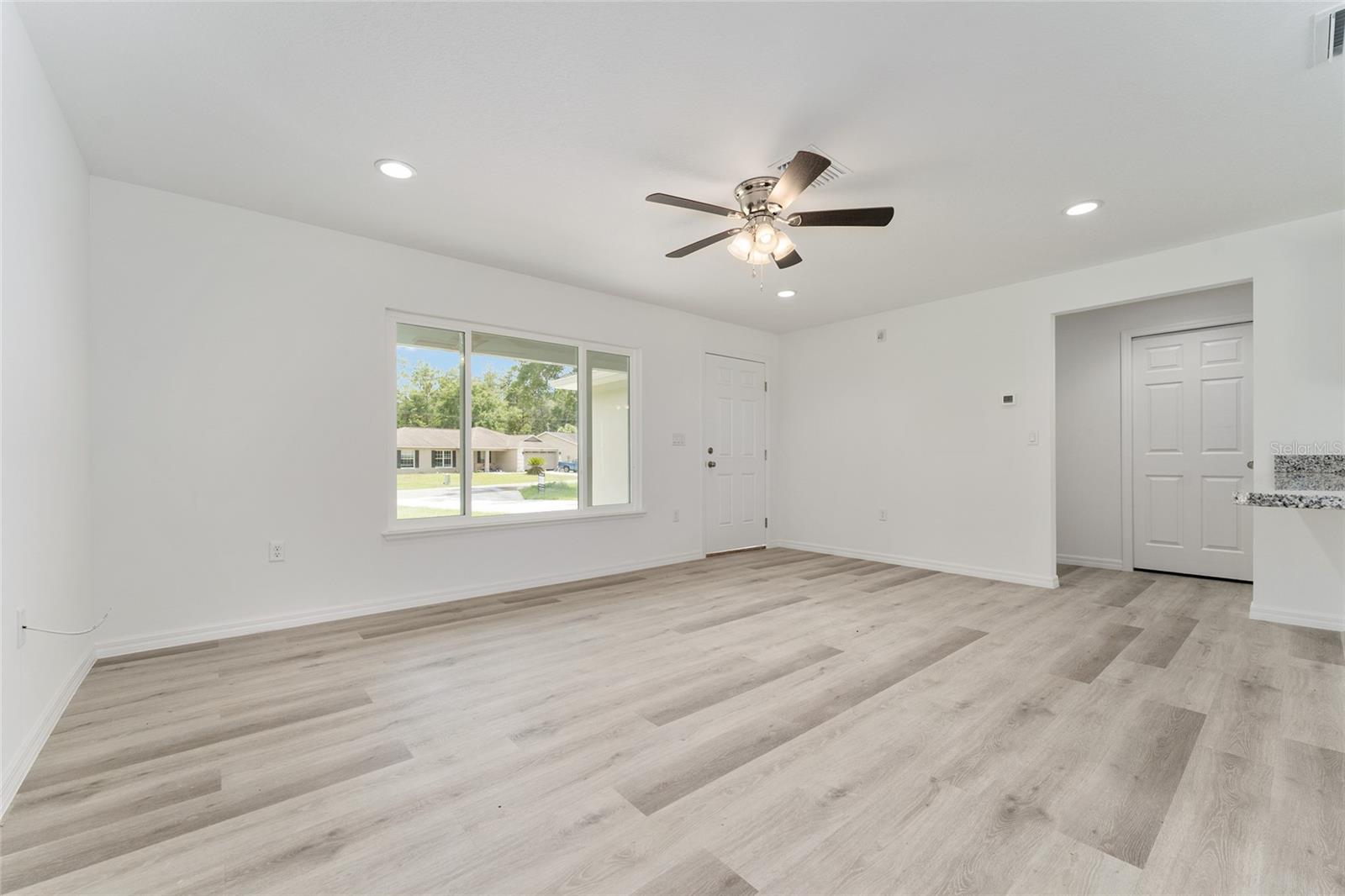 13027 Ne 5th Pl Property Photo 8