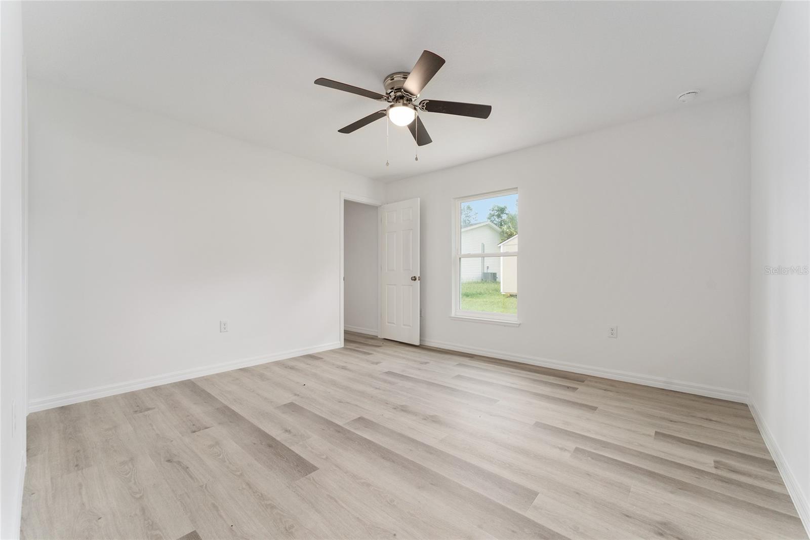 13027 Ne 5th Pl Property Photo 23