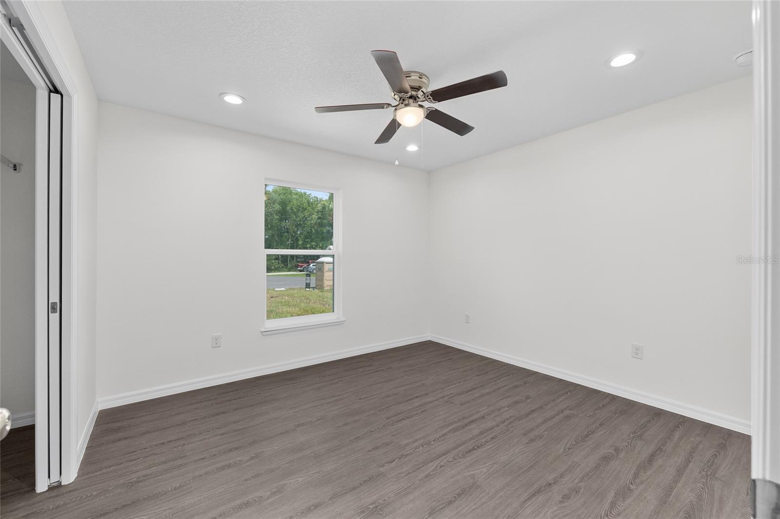 654 Ne 130th Ct Property Photo 25